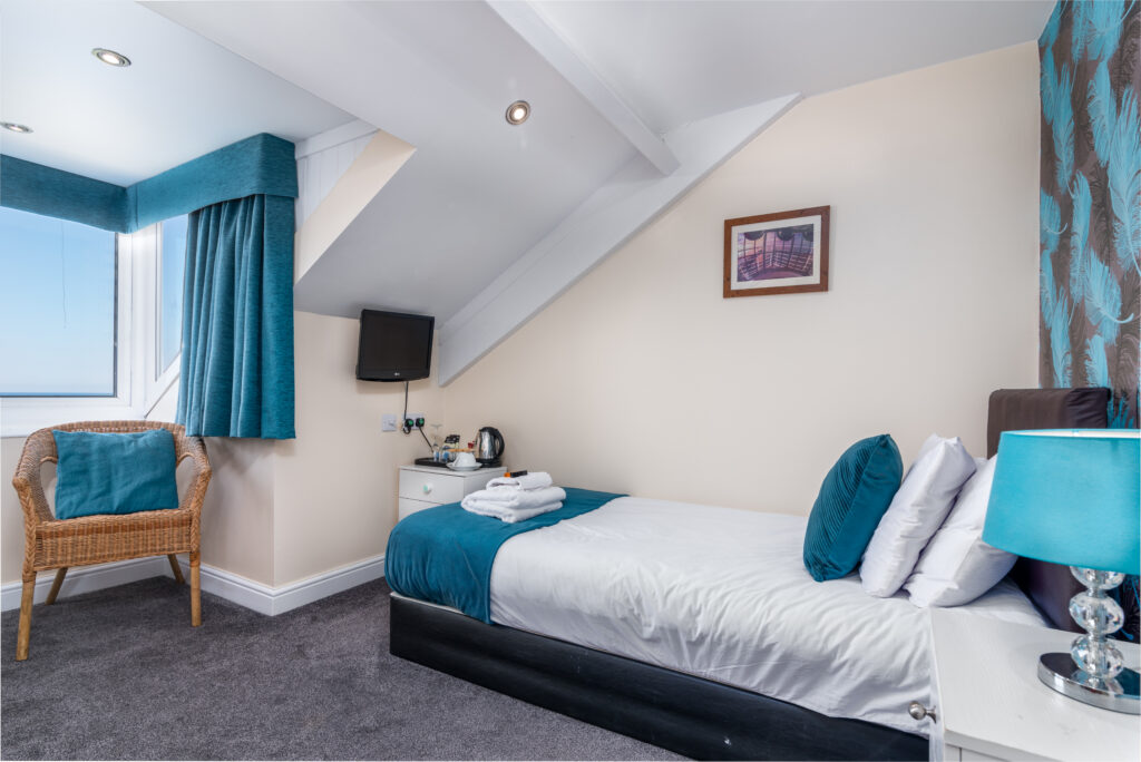Sea Facing Single with Separate Shower Room