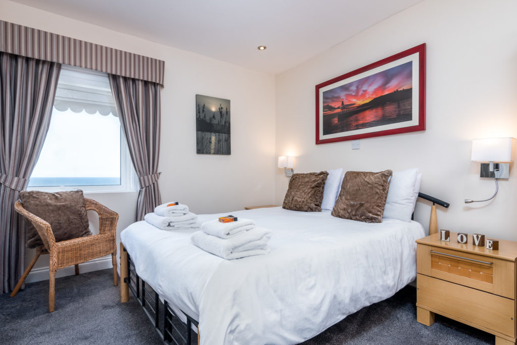 Standard Double Room with Sea Views 2