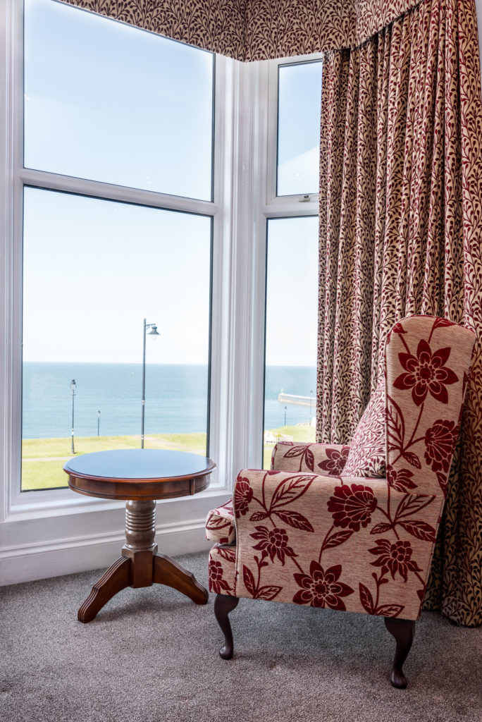 Superior King with Bay Window Sea Views 7